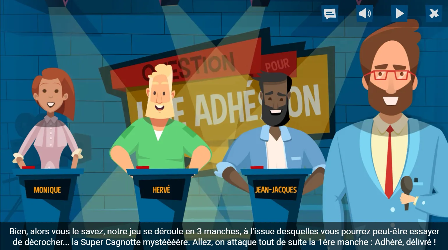 Plateau du serious game « Question pour une adhésion » : trois candidats à leur pupitre, l'animateur au micro, et le déroulé du jeu annoncé en sous-titre.